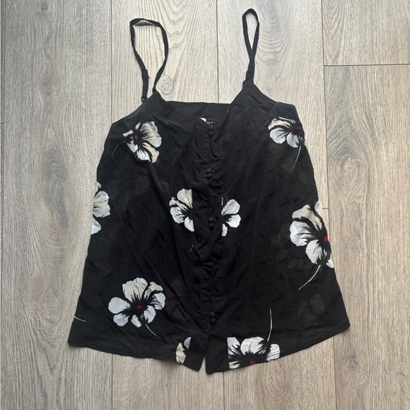 Dynamite Tops - Dynamite Black and White Floral Camisole